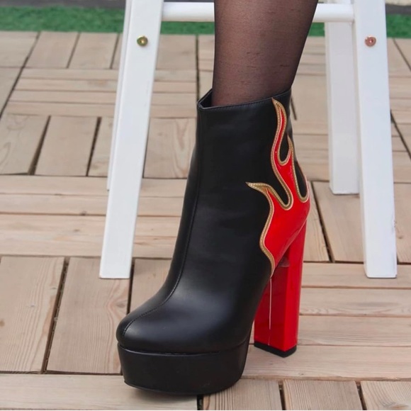 Black Patent Leather Flame Fire Platform chunky high heels Boots - Size 12 - Picture 3 of 3